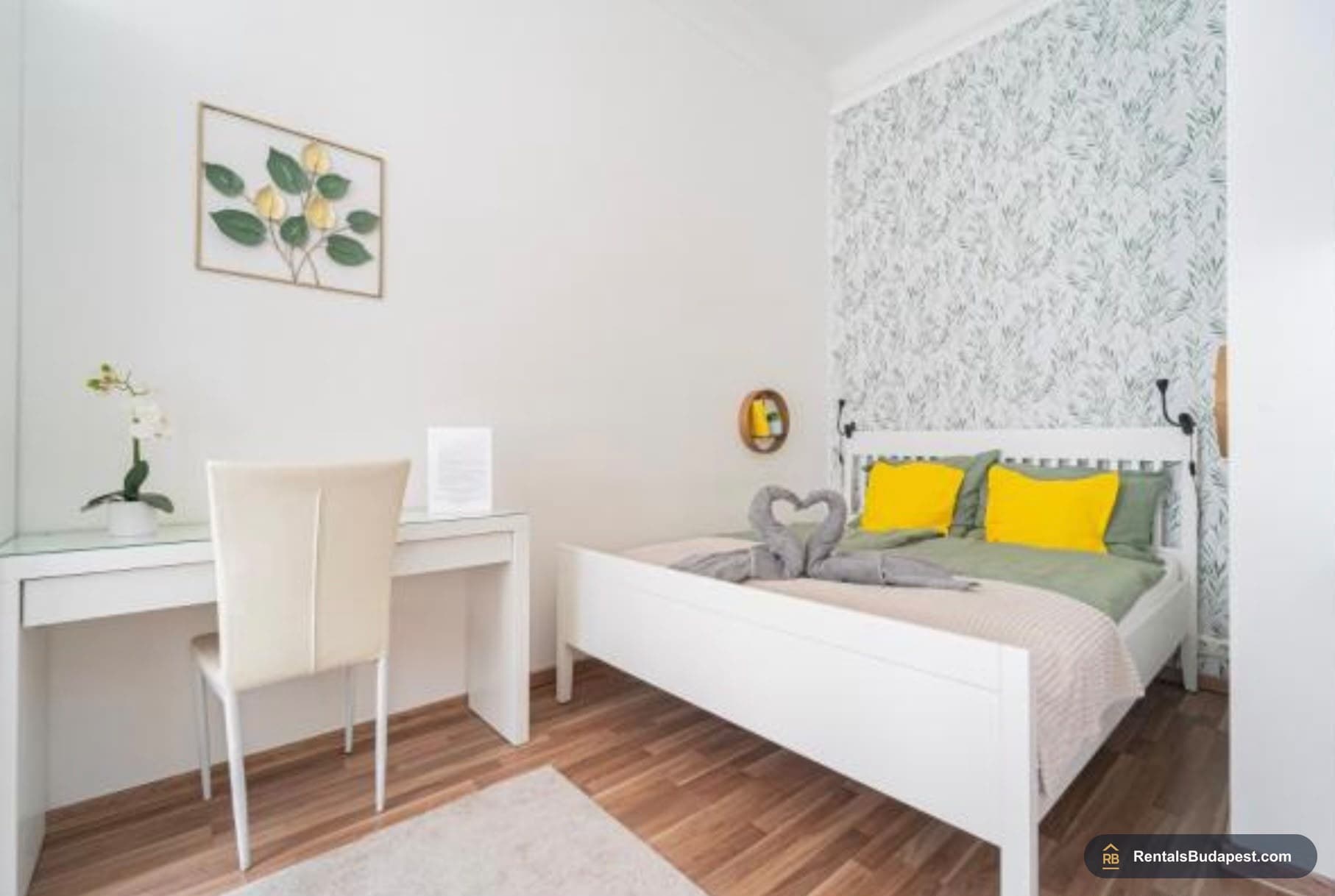 Elegant Furnished Apartment for Rent on Nádor Street – Budapest V