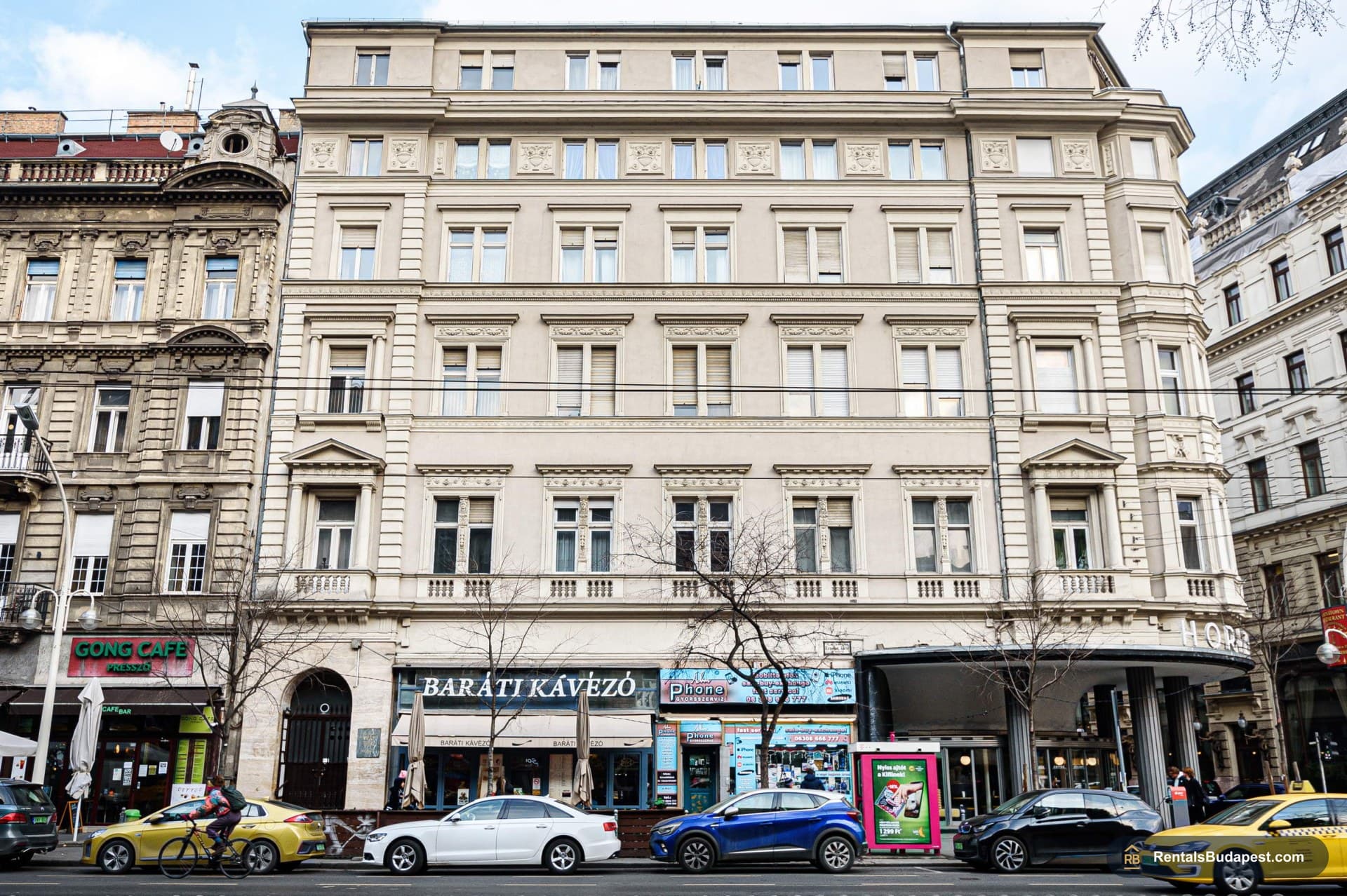 Renovated 3-Bedroom Apartment for Sale near New York Café | District 7