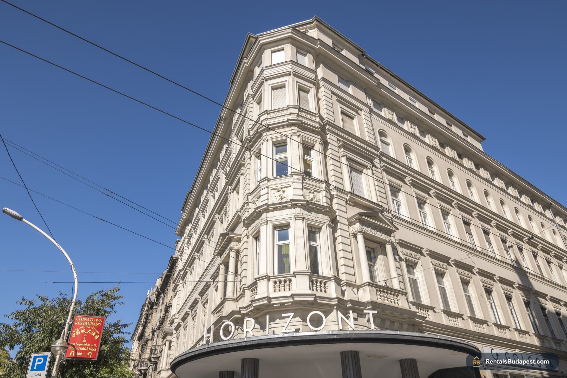 Renovated 3-Bedroom Apartment for Sale near New York Café | District 7
