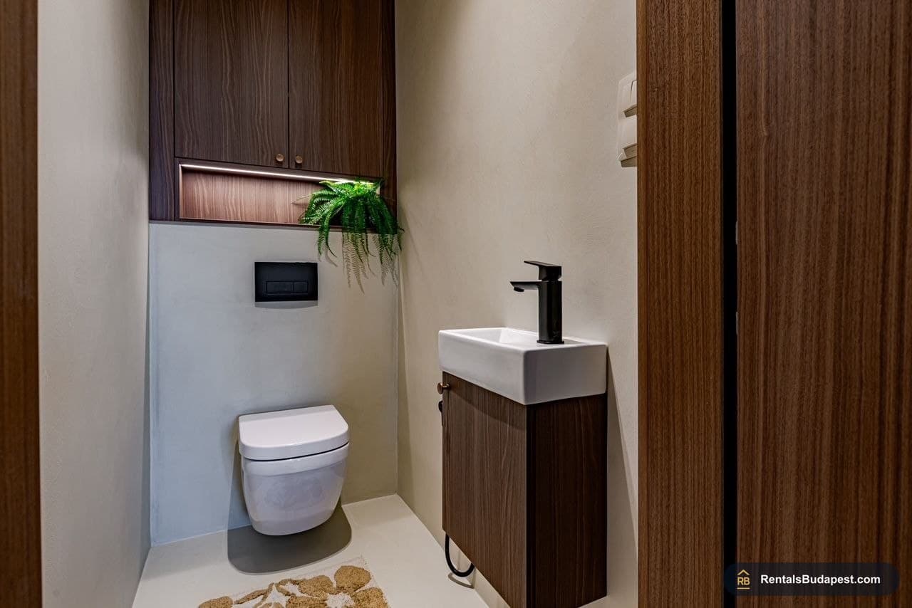 1-Bedroom Apartment for Sale in Budapest District 13
