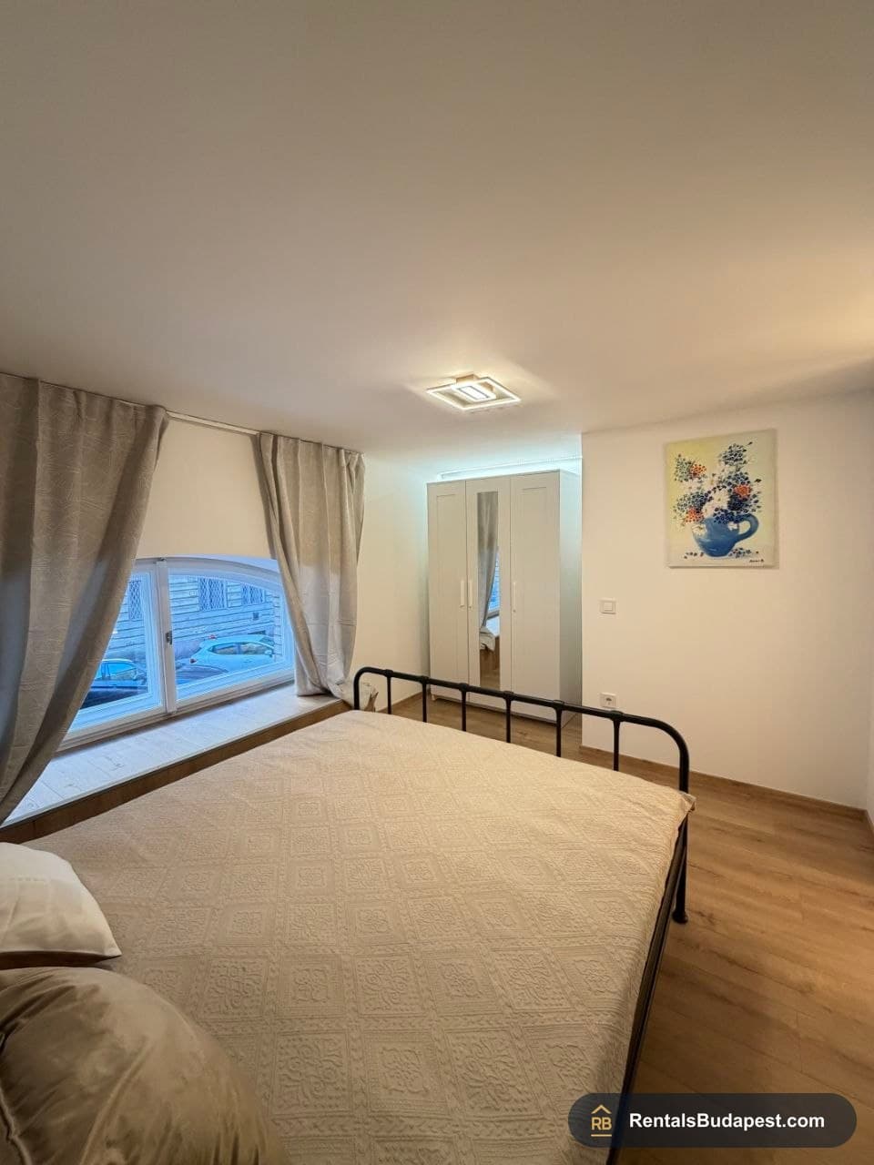 Investment Property for Sale in Budapest District 6