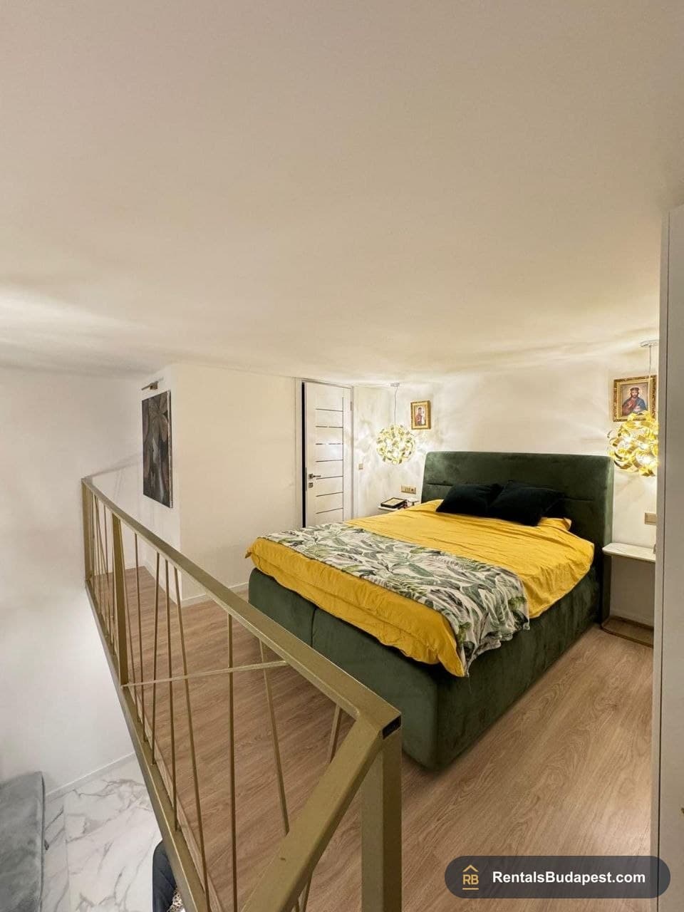 nvestment Property for Sale in Budapest District 5  Semmelweis utca 2