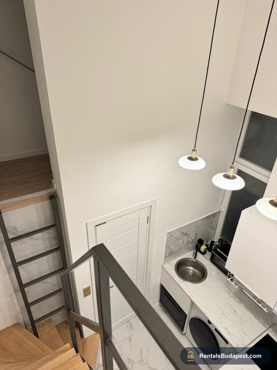 nvestment Property for Sale in Budapest District 5  Semmelweis utca 2