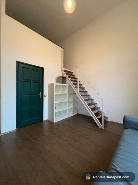 Investment Property for Sale near Blaha Lujza tér