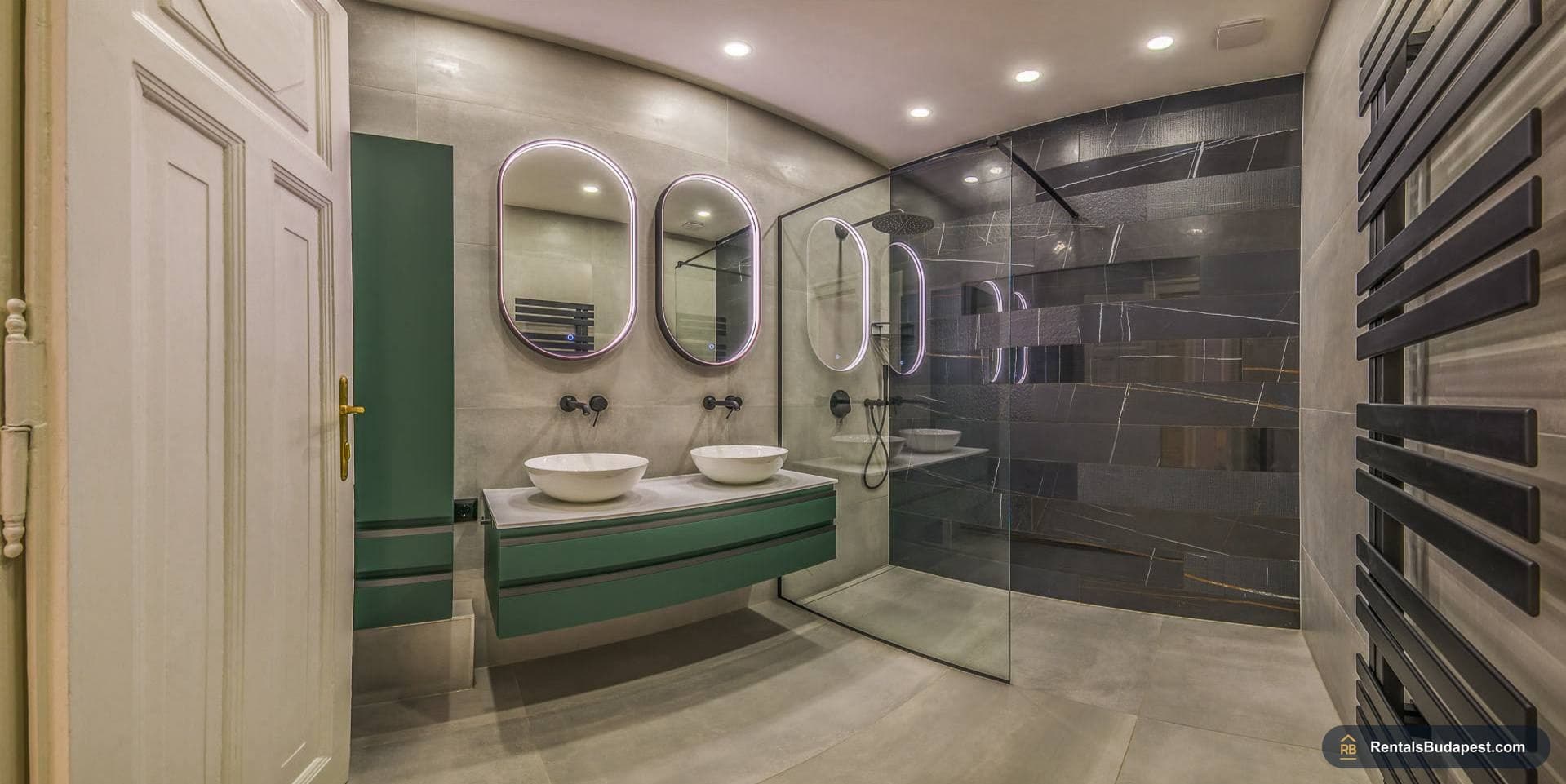 Luxury 2-Bedroom Apartment for Rent in Budapest V – Október 6. utca