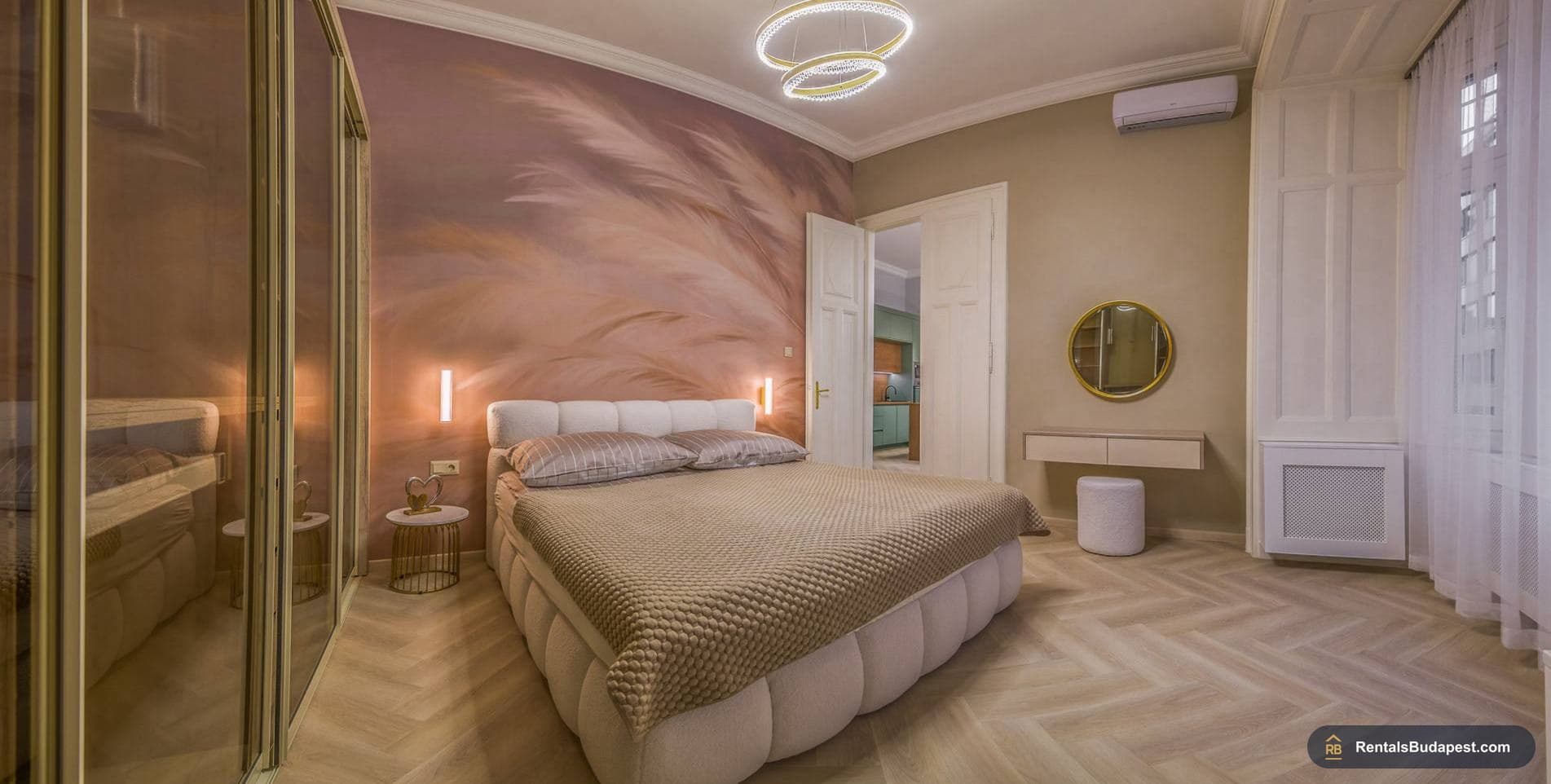 Luxury 2-Bedroom Apartment for Rent in Budapest V – Október 6. utca