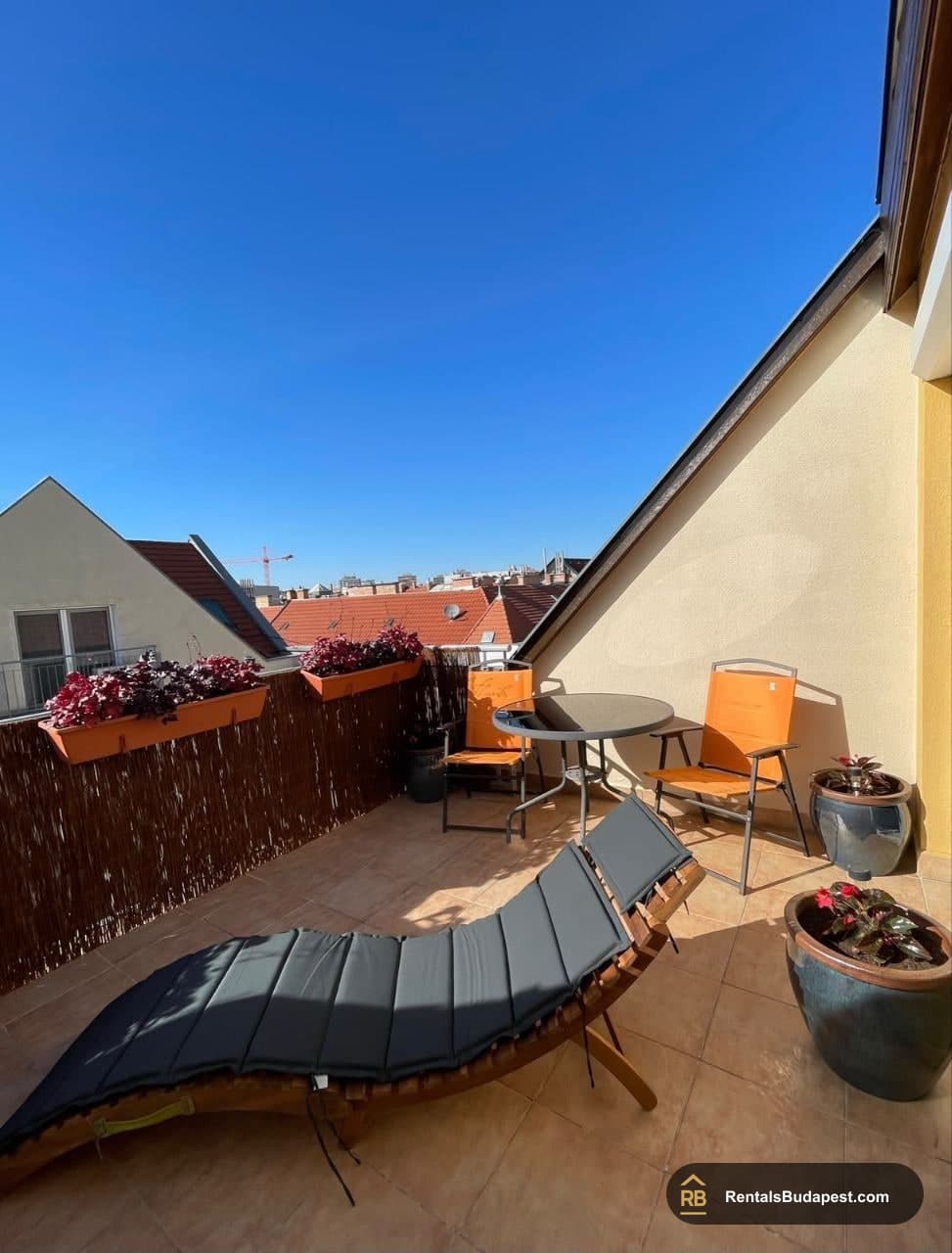 Furnished 2-Bedroom Apartment for Rent on Sobieski János utca, Budapest IX