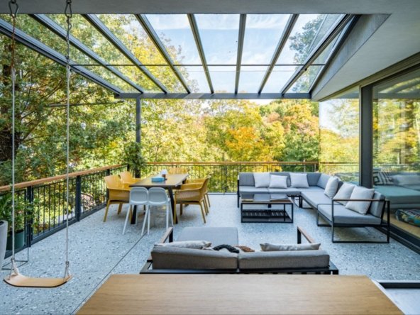 Luxury home Budapest 12th District – modern eco-friendly villa with garden