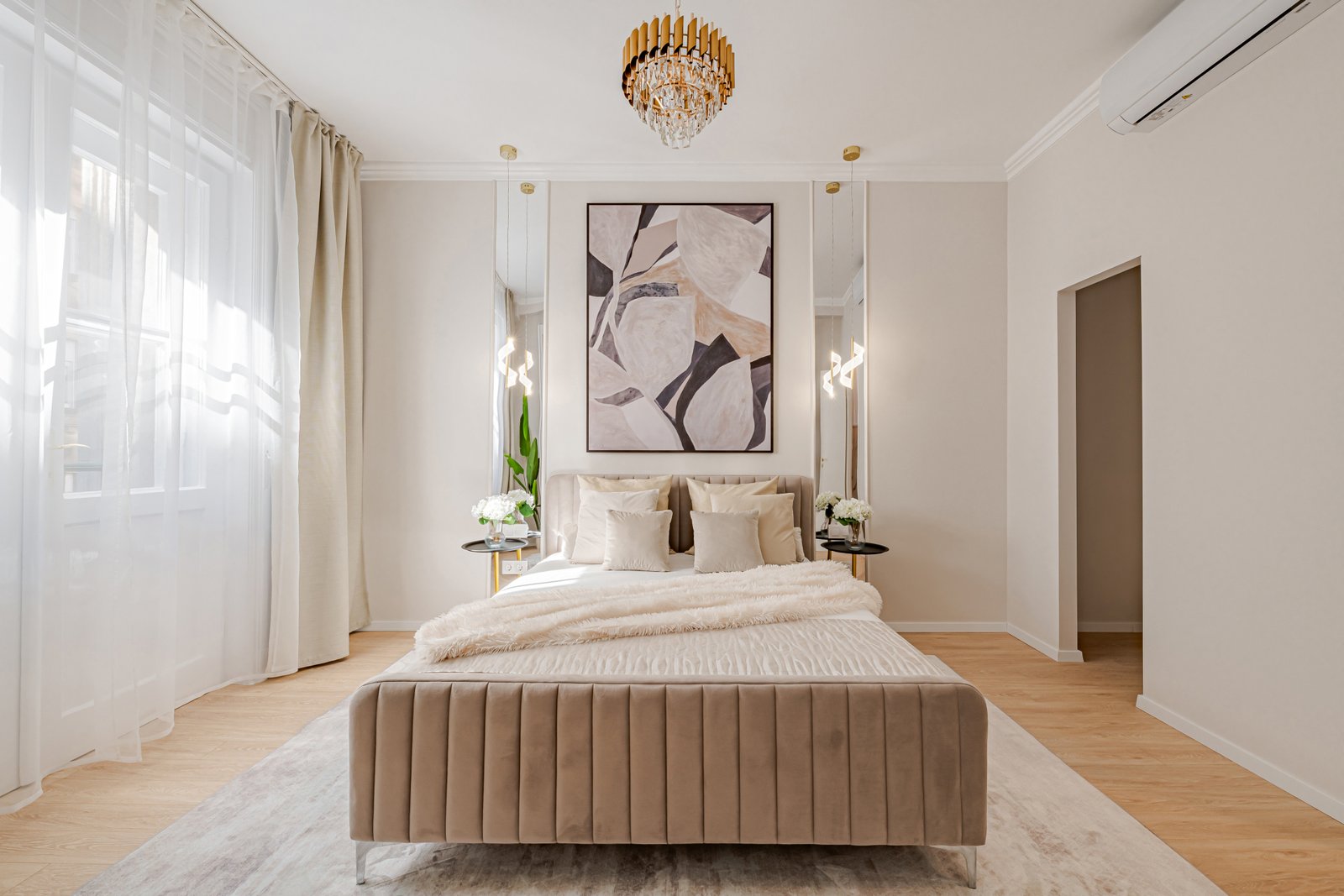 Renovated apartment in Budapest 13th District with balcony