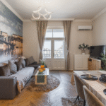 : 2-bedroom apartment for rent in Budapest 5th District with balcony and AC